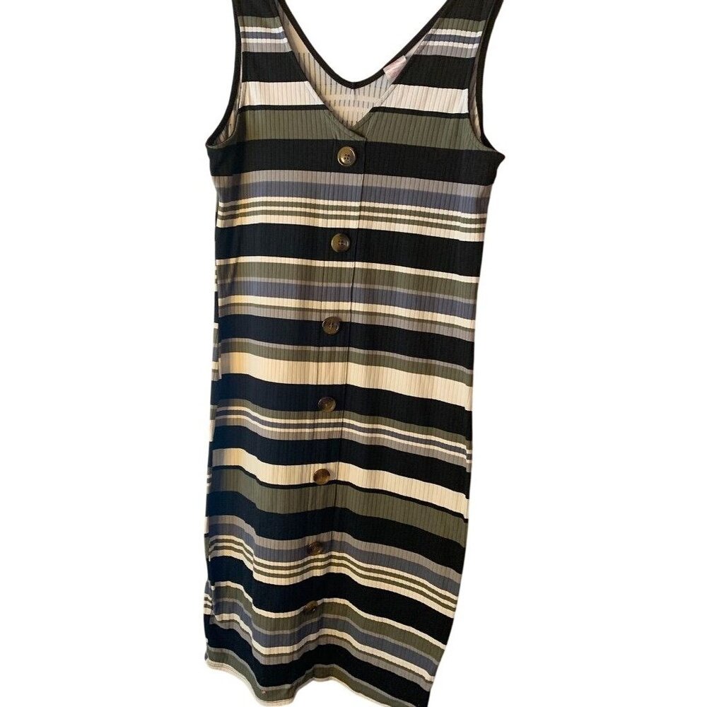 No Boundaries Women's  Resort Wear Comfortable Beachy Sleeveless Button-Down Dre
